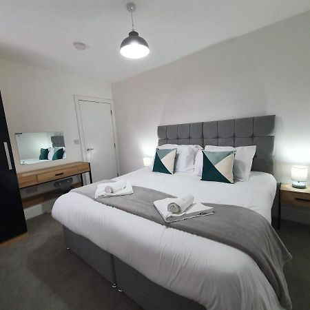 2 Bedroom Apartments In Filton By Cliftonvalley Apartments Bristol Bagian luar foto