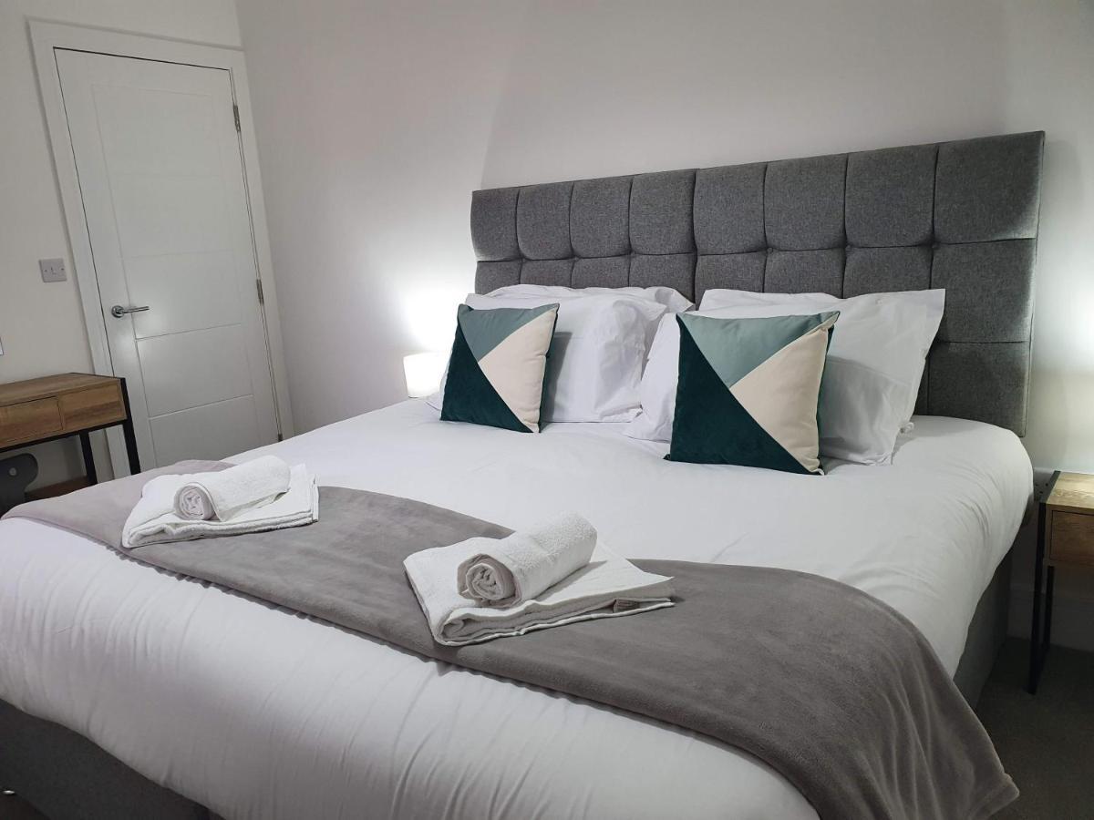 2 Bedroom Apartments In Filton By Cliftonvalley Apartments Bristol Bagian luar foto