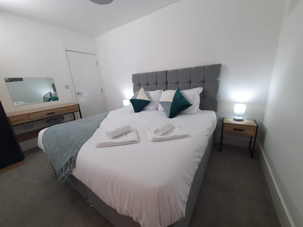 2 Bedroom Apartments In Filton By Cliftonvalley Apartments Bristol Bagian luar foto