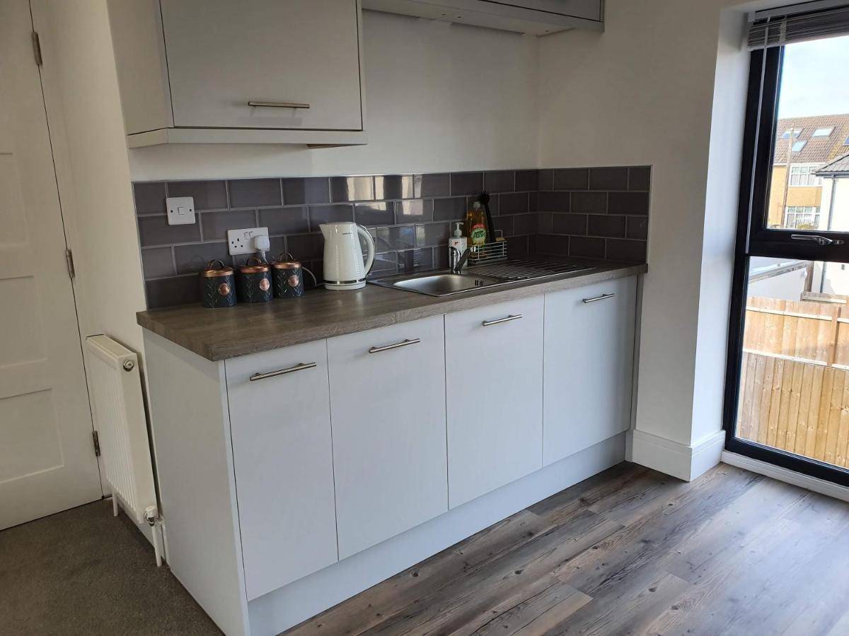 2 Bedroom Apartments In Filton By Cliftonvalley Apartments Bristol Bagian luar foto